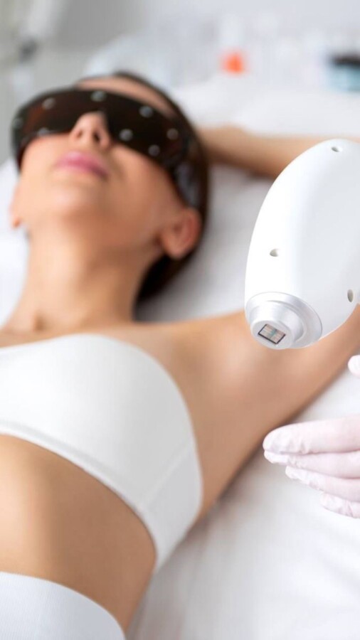 Peau lisse avec machine à cire